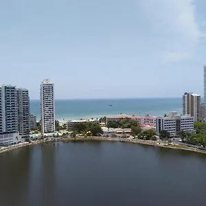 Apartamento Comodo Estudio Con Vista Al Lago, Cartagena